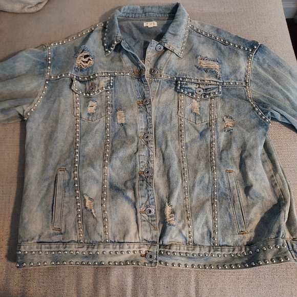 POL Oversized Studded Denim Jean Jacket Sz-L - Picture 5 of 10